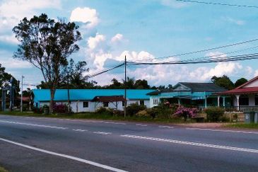 FACING MAINROAD| Agriculture Land Sungai Mati Ledang Johor For Sale