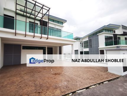 PRIVATE LIFT| 3.5 Storey Semi D Kingsley Hill Putra Heights For Sale, Selangor, Subang Jaya