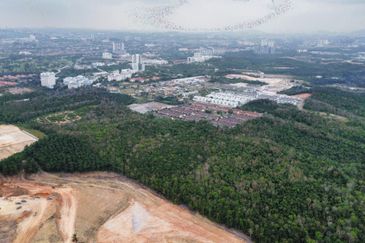 NEAR SERENE HEIGHTS| Agriculture Land at Semenyih For Sale