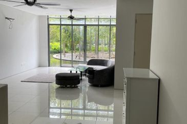 Mirage By The Lake @ Perdana Lakeview West