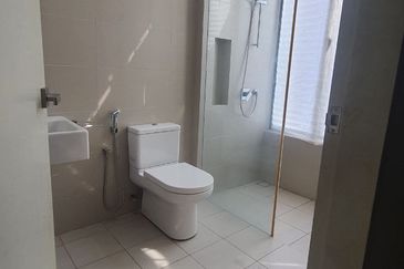 Mirage By The Lake @ Perdana Lakeview West