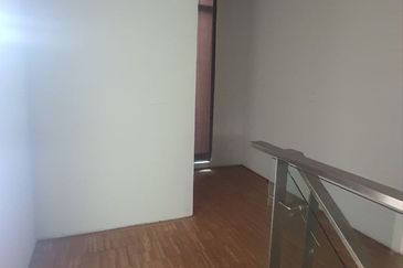 Mirage By The Lake @ Perdana Lakeview West