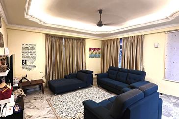 Taman Tasik Semenyih (Lake Residence)