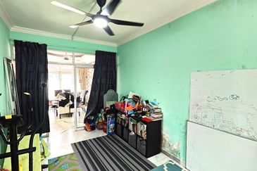 Taman Tasik Semenyih (Lake Residence)