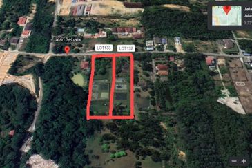 ROAD FRONTAGE| 2 Parcels of Agriculture Land at Kampong Sungai Pelong Shah Alam For Sale