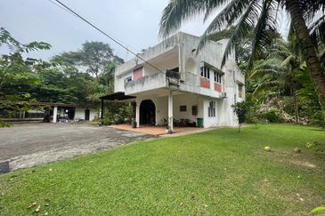 Seksyen 12, Shah Alam