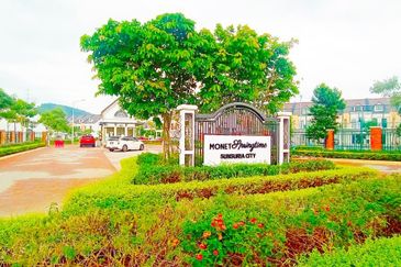 Monet Springtime @ Sunsuria City