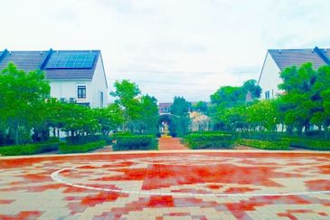 Monet Springtime @ Sunsuria City