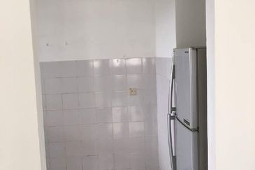 De Tropicana Condominium