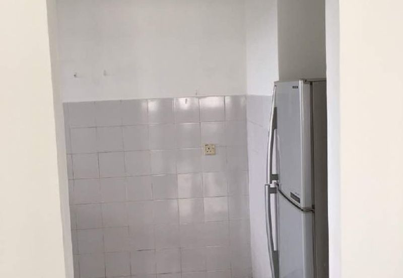 De Tropicana Condominium