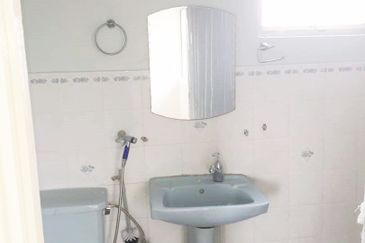 De Tropicana Condominium