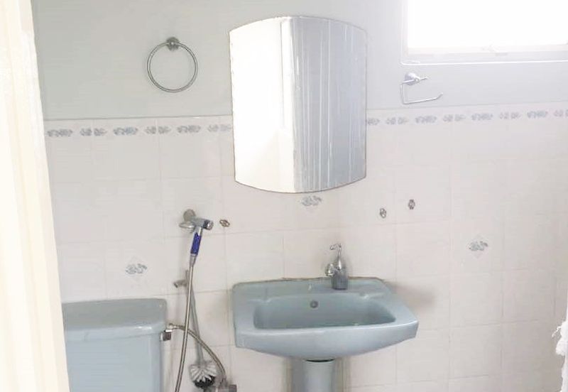 De Tropicana Condominium