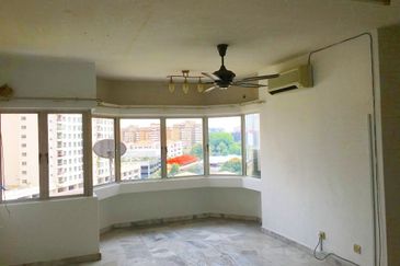 De Tropicana Condominium