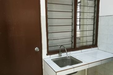 Pangsapuri Lagoon Perdana