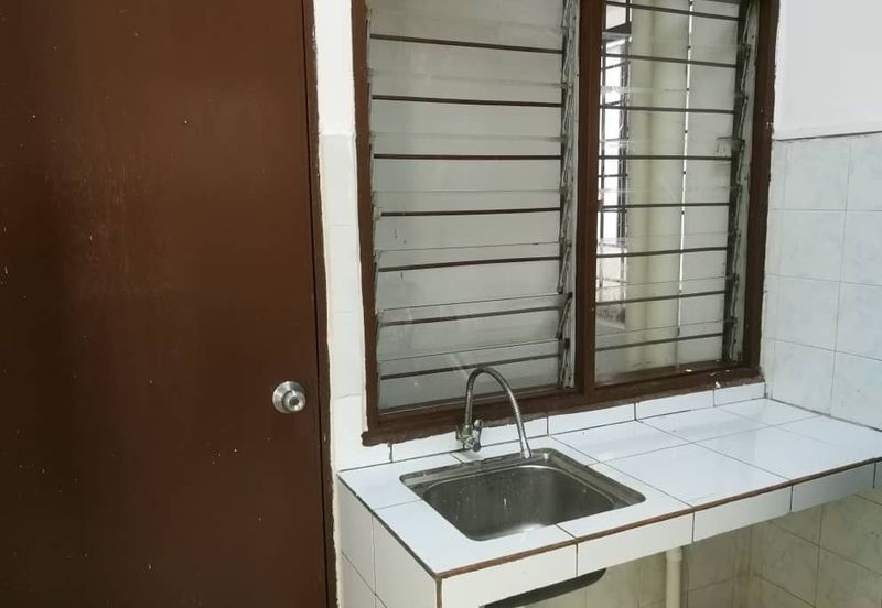 Pangsapuri Lagoon Perdana