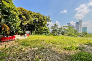 HIGHLY NEGOTIABLE| BELOW MARKET VALUE Bungalow Lot Country Heights Damansara Kuala Lumpur For Sale