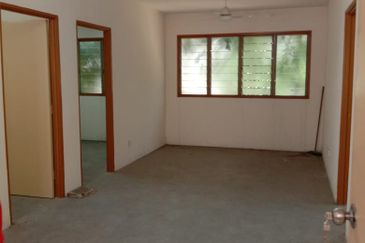 Johan Court Flat @ Alam Perdana