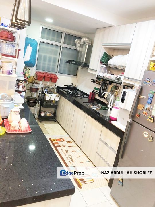 FULLY RENOVATED| PARTIALLY FURNISHED Serdang Villa Apartment, Taman Bukit Serdang, Seri Kembangan For Sale, Selangor, Seri Kembangan