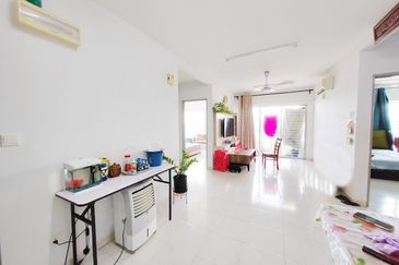 Residensi Laguna Biru 2