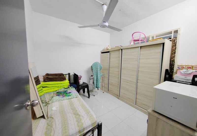 Residensi Laguna Biru 2