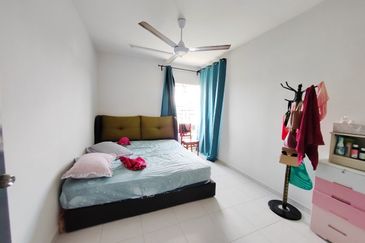 Residensi Laguna Biru 2