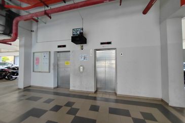 Residensi Laguna Biru 2