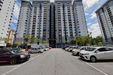 Residensi Laguna Biru 2