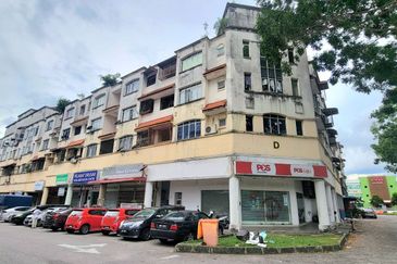 FIRST FLOOR| Chendana Shop Apartment, Bandar Bukit Puchong, Puchong For Sale