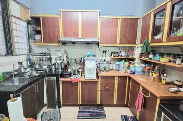 FIRST FLOOR| Chendana Shop Apartment, Bandar Bukit Puchong, Puchong For Sale