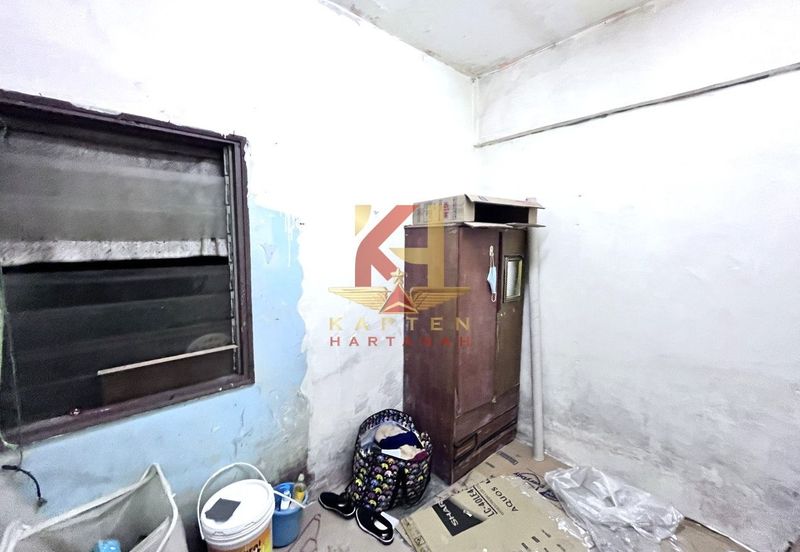 Pangsapuri Seri Mas, Taman Pinggiran Putra