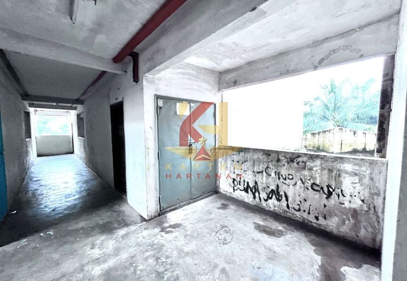 Pangsapuri Seri Mas, Taman Pinggiran Putra