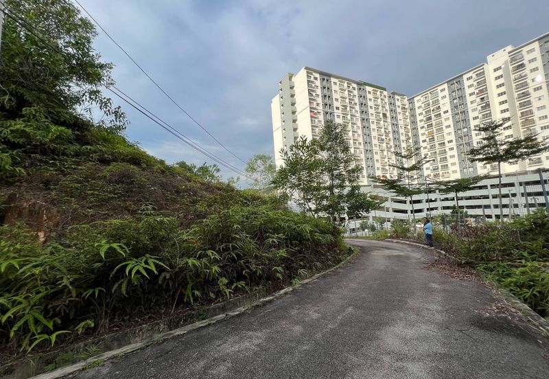 RESIDENTIAL ZONING| Agriculture Land, Puncak Saujana, Kajang For Sale