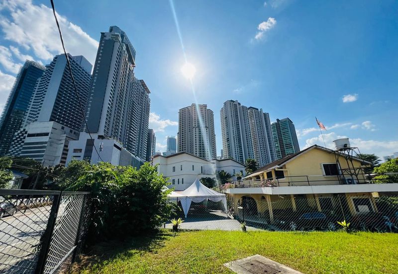 Kampung Datuk Keramat