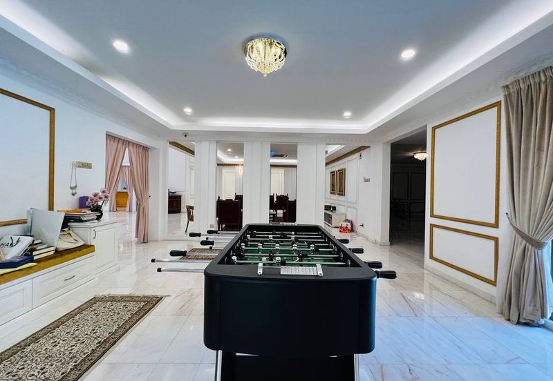 CORNER| RENOVATED Double Storey Bungalow, Jalan Kubah, Bukit Jelutong, Shah Alam For Sale