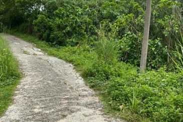 Pantai Dalam Kampung Kerinchi