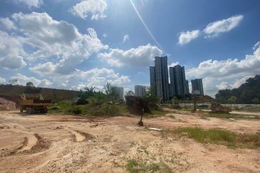 SURROUNDED BY RESIDENTIAL PROJECT| Development Land, Mont Kiara, Kuala Lumpur For Sale