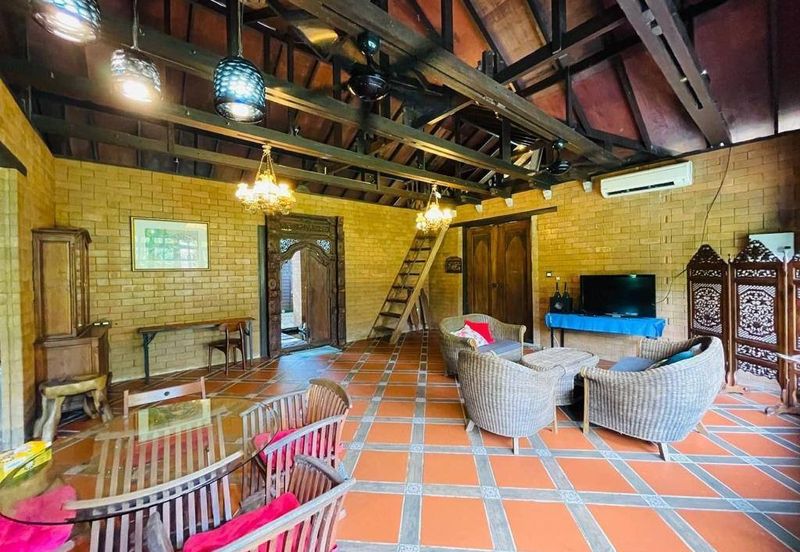 WITH CHALET| TOP OF HILL Agriculture Land, Beranang, Semenyih For Sale