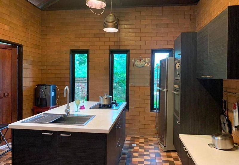 WITH CHALET| TOP OF HILL Agriculture Land, Beranang, Semenyih For Sale