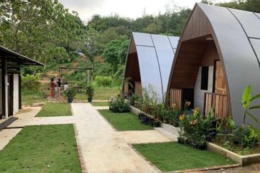 WITH CHALET| TOP OF HILL Agriculture Land, Beranang, Semenyih For Sale