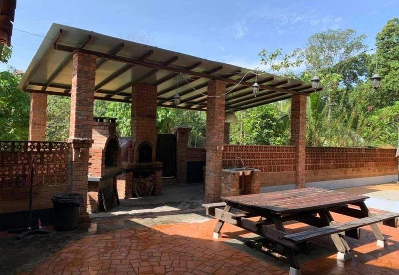 WITH CHALET| TOP OF HILL Agriculture Land, Beranang, Semenyih For Sale