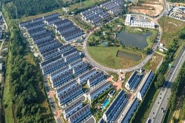 [FRONTING ELITE] Residential Potential Development Land Jenderam, Dengkil For Sale