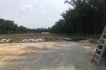 Jalan Bukit Cherakah