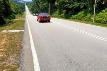 Jalan Bukit Cherakah