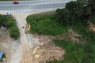 Jalan Bukit Cherakah