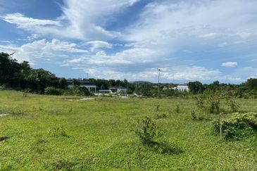 [NEXT TO ECO MAJESTIC] Residential Potential Development Land Beranang For Sale