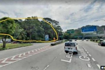 [FRONTING MAIN ROADS] Residential Potential Development Land Batu 8, Ulu Gombak For Sale