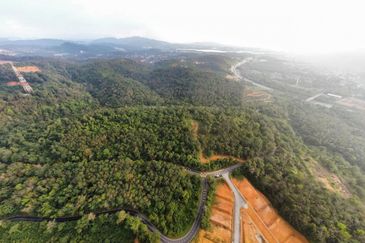 [FRONTING ROAD] Residential Potential Development Land Sungai Merab, Kajang For Sale