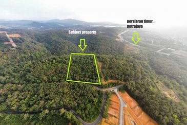 [FRONTING ROAD] Residential Potential Development Land Sungai Merab, Kajang For Sale