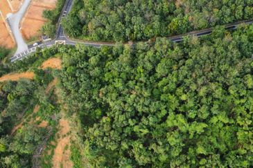 [FRONTING ROAD] Residential Potential Development Land Sungai Merab, Kajang For Sale