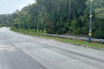 [FRONTING ROAD] Mix Development Land Teluk Chempedak, Kuantan, Pahang For Sale